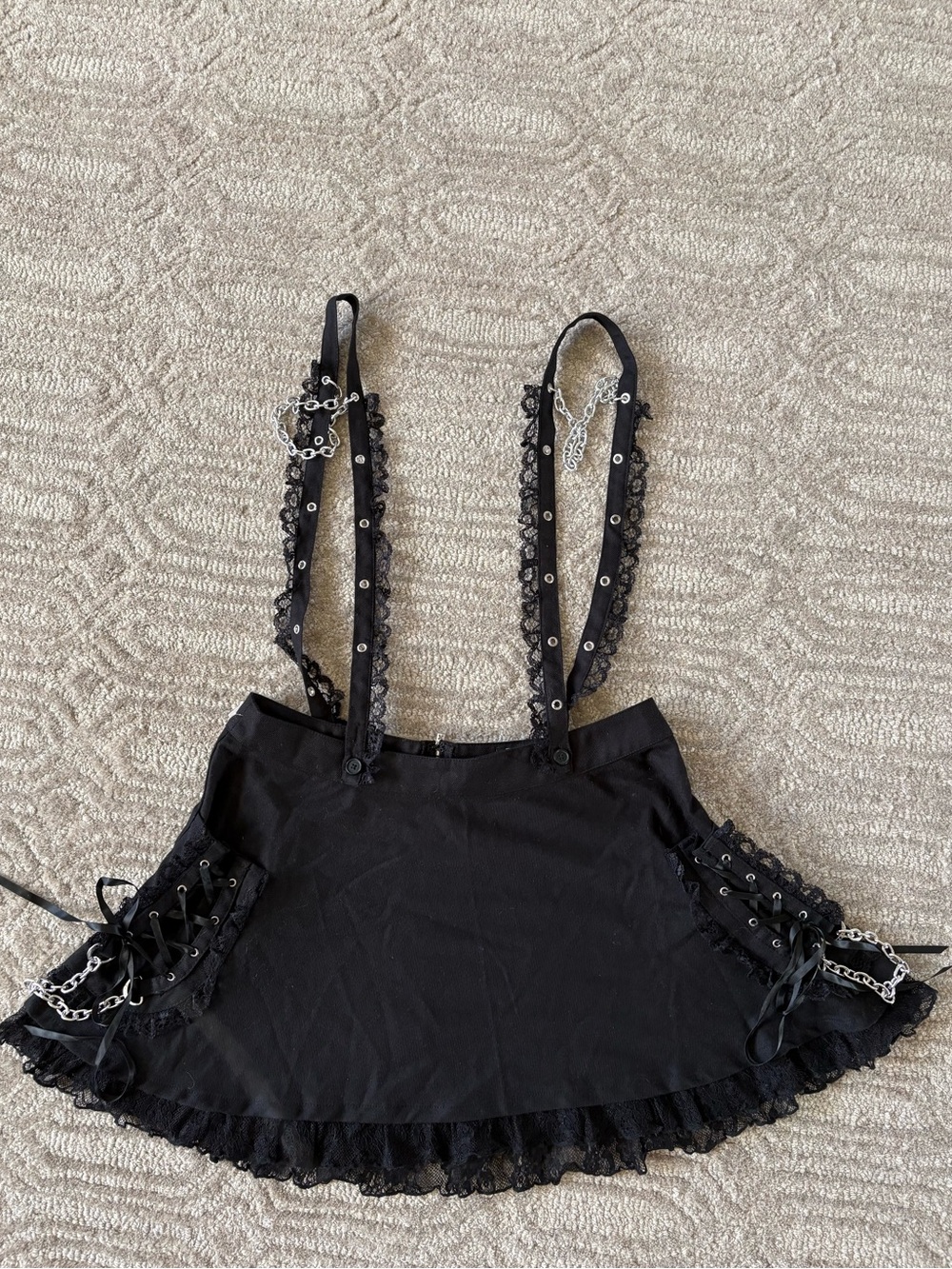 Tripp NYC Black Flair Suspender Skirt with corset sides and chains Wm sz large
